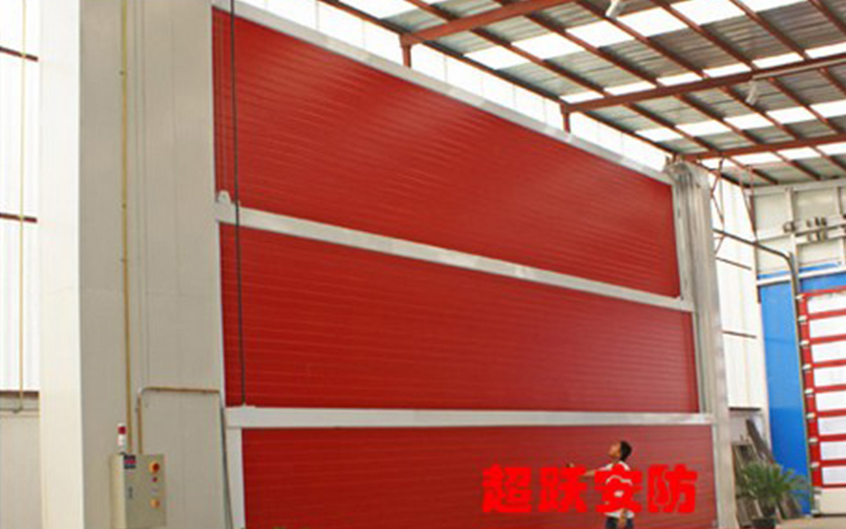 2013.6.26山西五建大同玄武巖項(xiàng)目丁經(jīng)理選購太原超躍工業(yè)翻板提升門