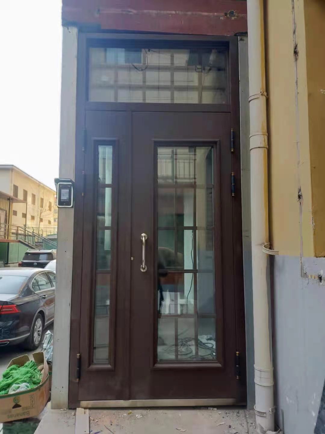 太行小區(qū)樓宇門(mén)